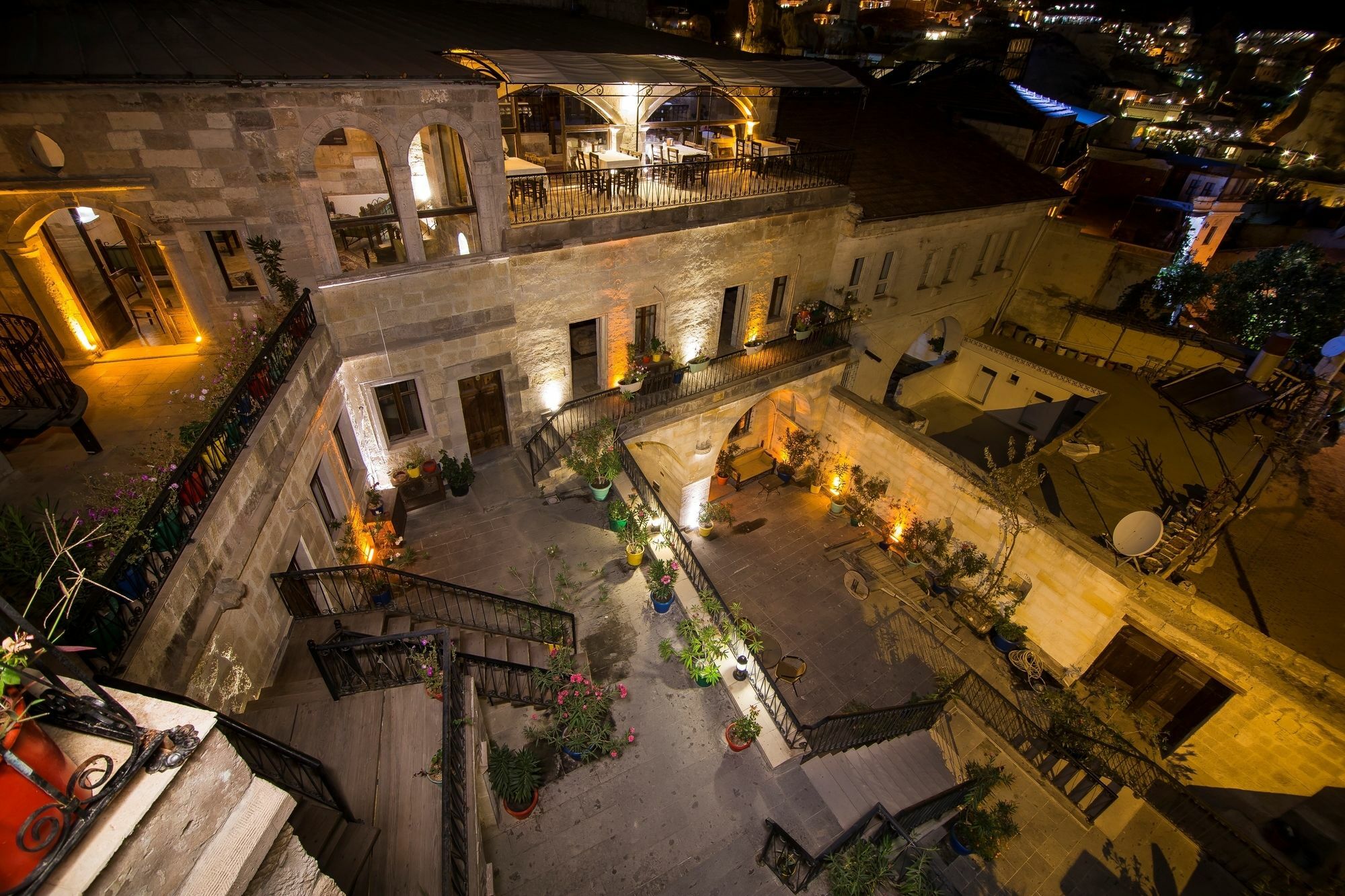 Elegance Cave Suites & Restaurant Goreme Exterior photo